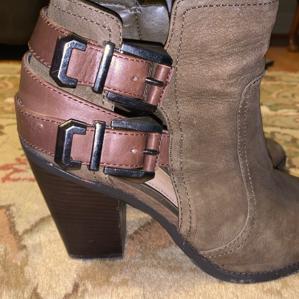Gianni Bini suede ankle boots